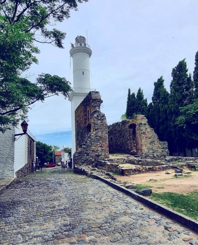  Faro de Colonia de Sacramento