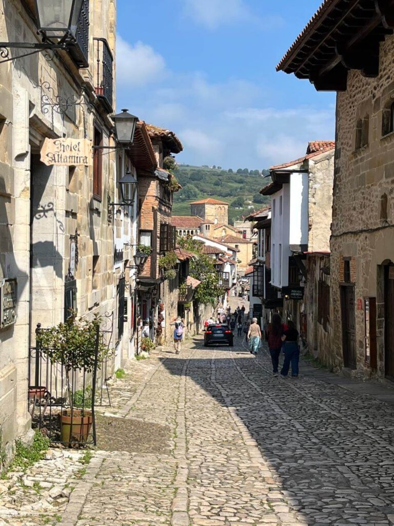 Santillana del Mar, la villa de las tres mentiras