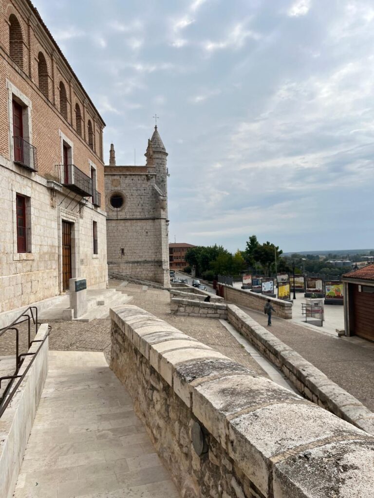 Torre de la iglesia de San Antolín 